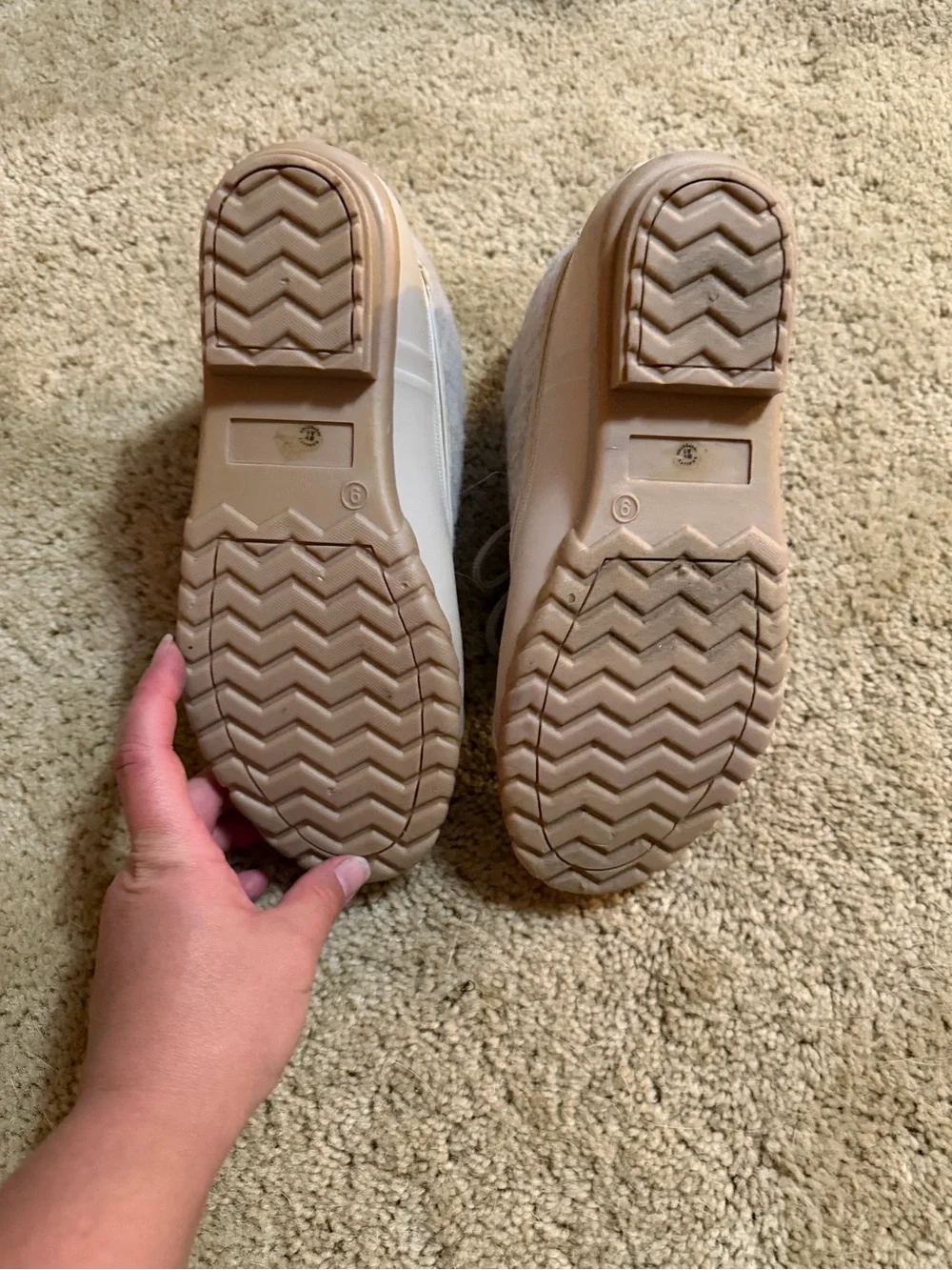 Sperry Quilted Lace-Up Duck Boots in Light Beige